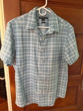 Michael Kors Men's Light Blue & White Plaid Short-Sleeve Button-Down Shirt